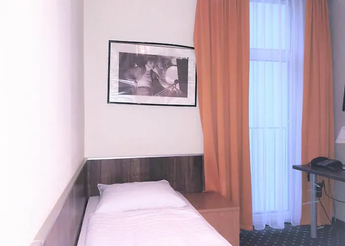 Frankair Star Frankfurt Hotel 2*